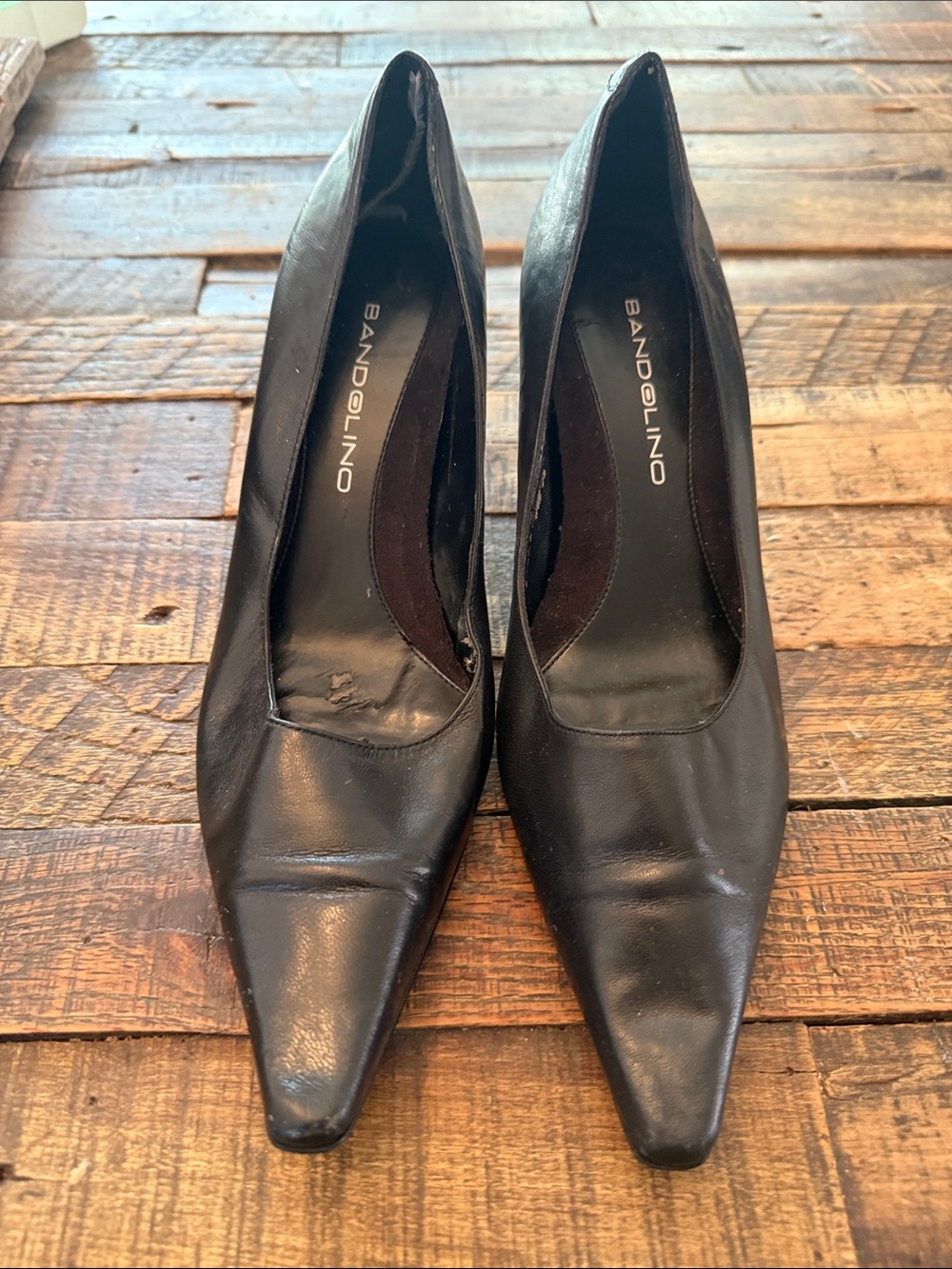 Bandolino Black Pointed Leather Pumps